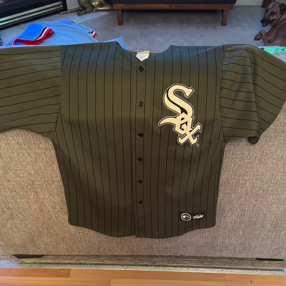 Men’s Vintage Size L Chicago White Sox Baseball Jersey